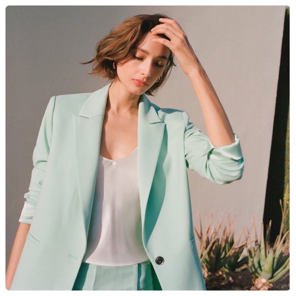 ALICE + OLIVIA Denny Notch Collar Blazer